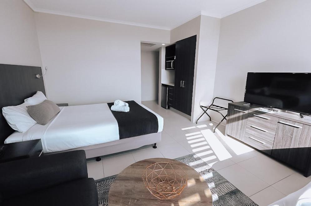 קאירנס Sunshine Tower Hotel מראה חיצוני תמונה