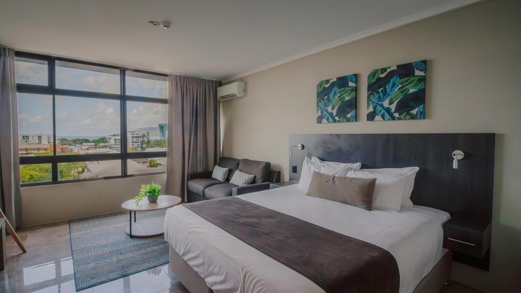 קאירנס Sunshine Tower Hotel מראה חיצוני תמונה