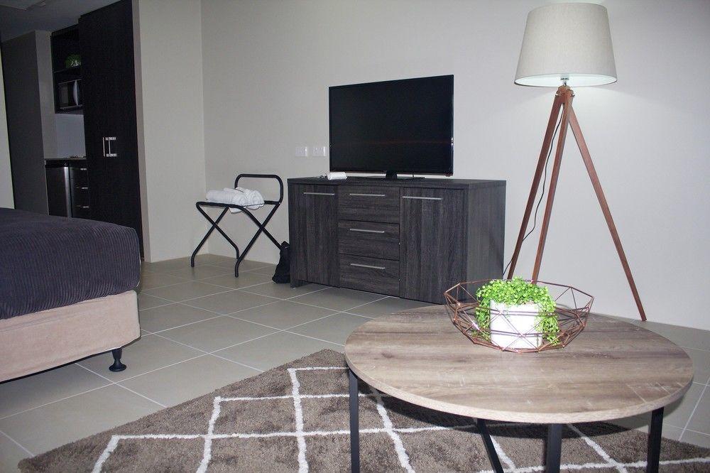 קאירנס Sunshine Tower Hotel מראה חיצוני תמונה