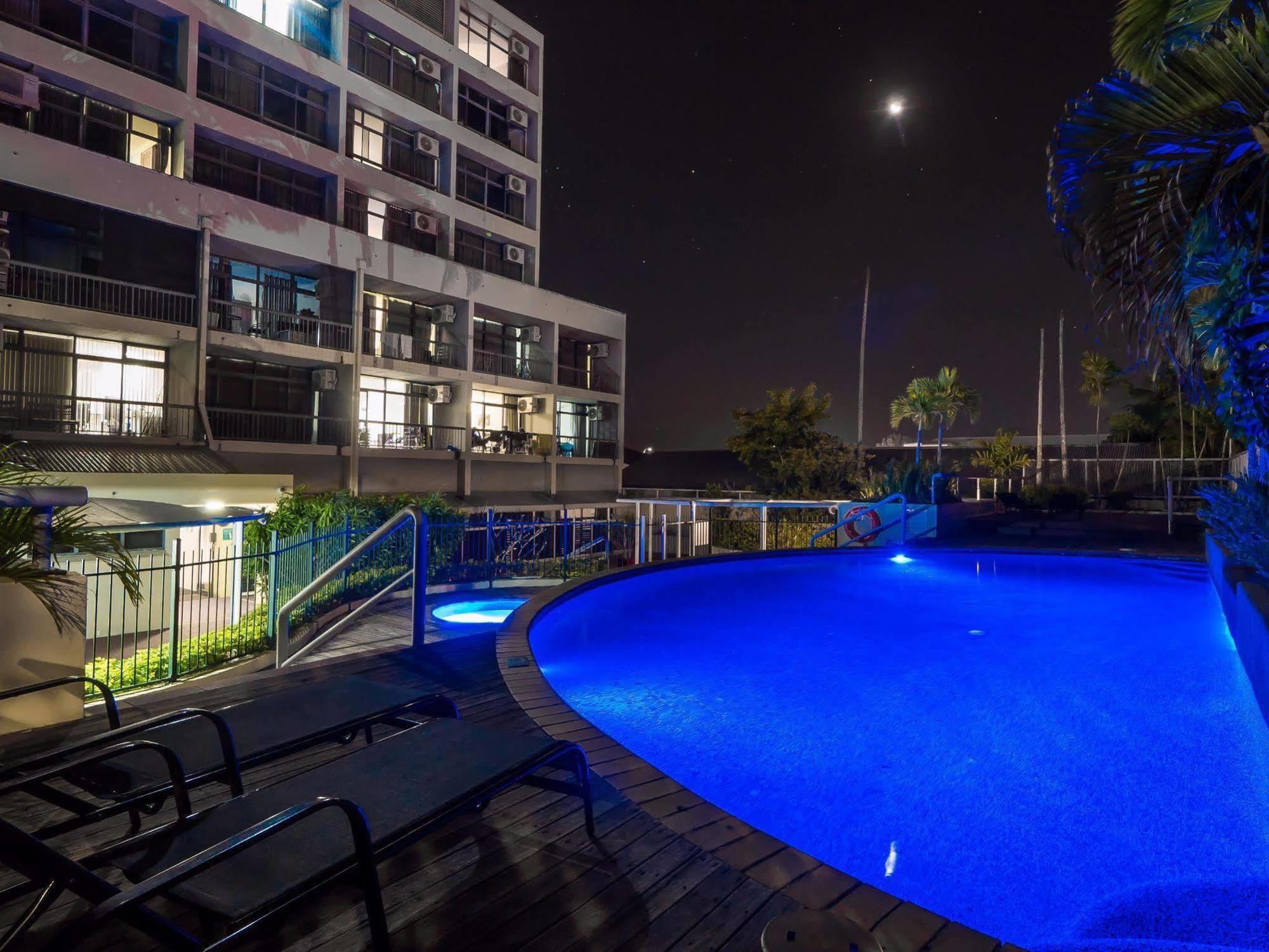 קאירנס Sunshine Tower Hotel מראה חיצוני תמונה