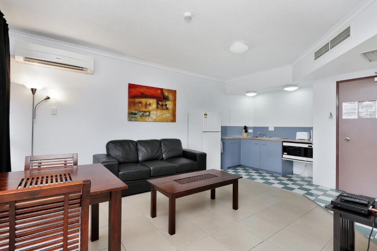 קאירנס Sunshine Tower Hotel מראה חיצוני תמונה