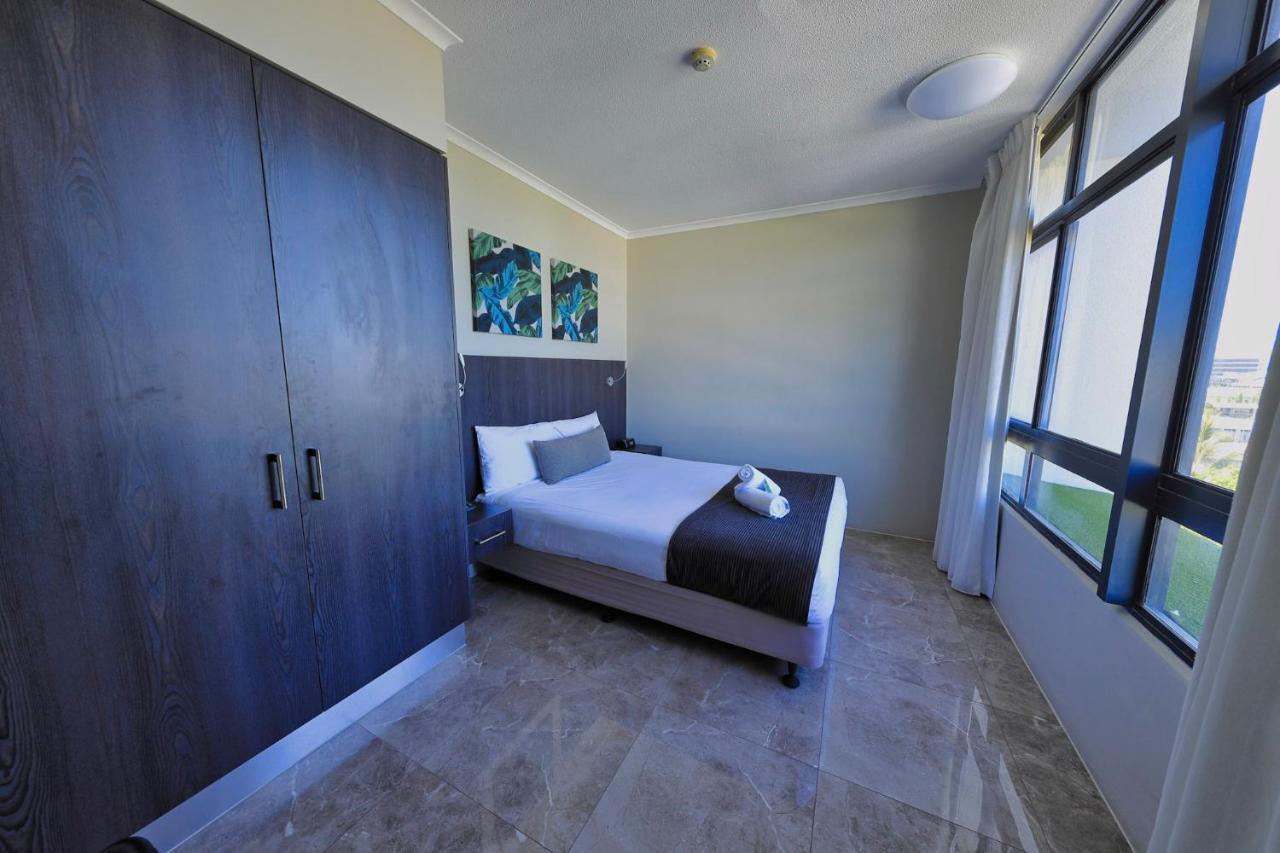 קאירנס Sunshine Tower Hotel מראה חיצוני תמונה